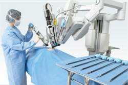 Robô cirurgião enfrenta primeiras ações na justiça