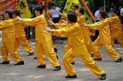 Tai Chi reduz risco de quedas em idosos