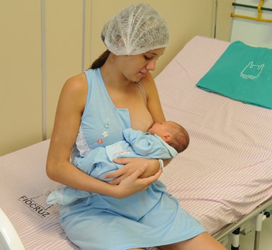 Cesarianas antecipam partos, com riscos para os bebês