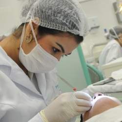 Acupuntura supera tratamento convencional em problemas odontológicos