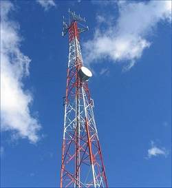 Lei impe limites  instalao de antenas de telefonia celular