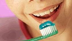 USP desenvolve pasta de dente que evita fluorose