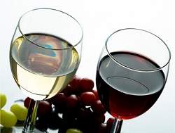Uma taça de vinho por dia pode melhorar a saúde do fígado